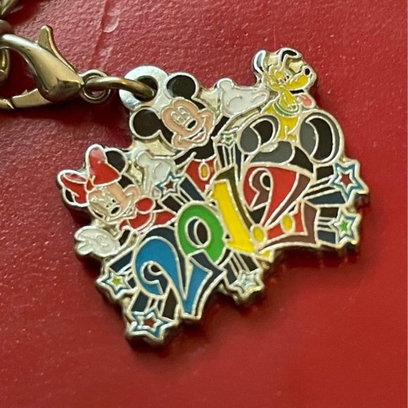 Charm Bracelet Disney Mickey Castle Ears Pink Bling 2012 - Picture 2 of 7